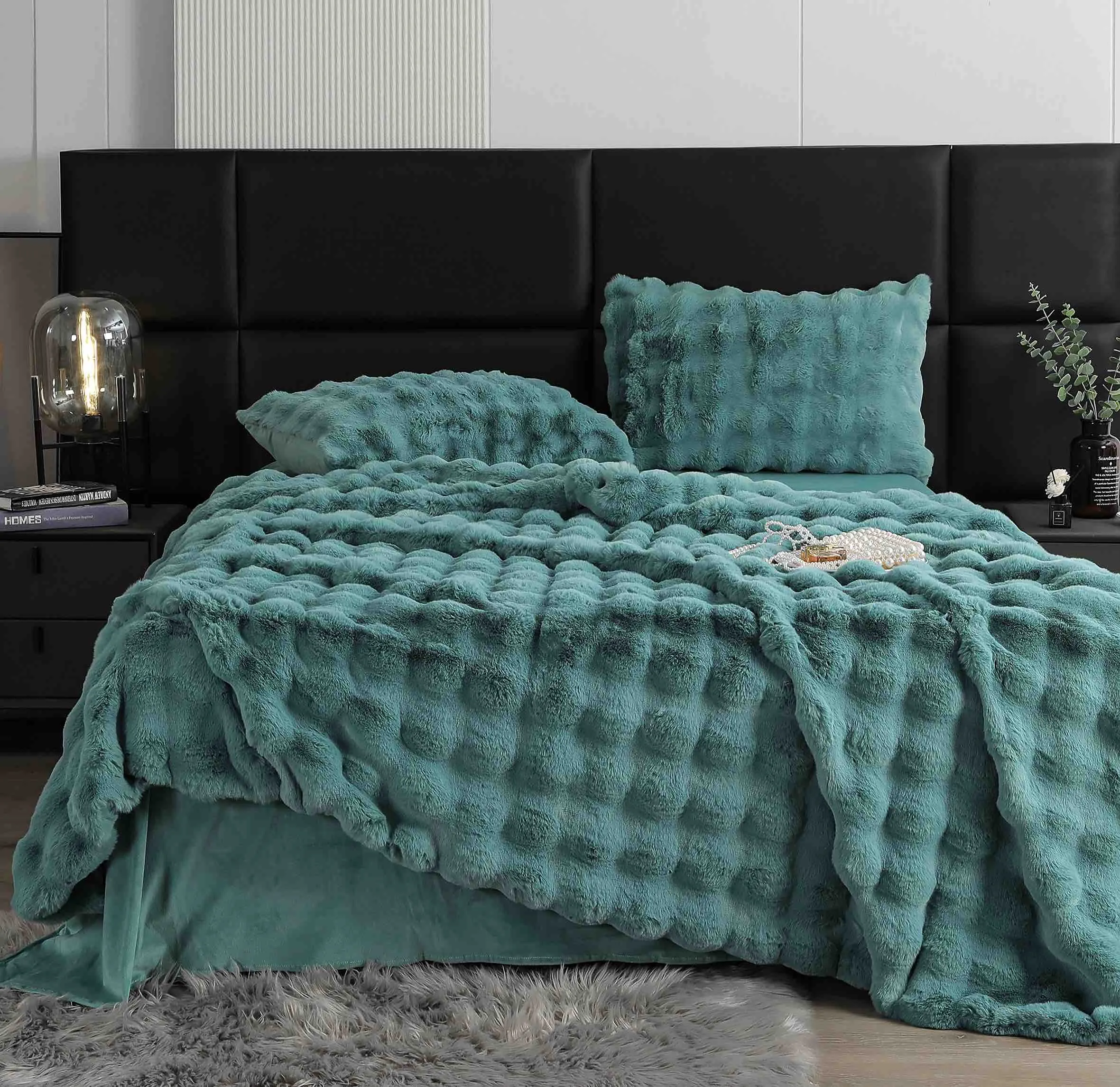 Lenjerie pat dublu Blanita de Iepure Lenjerie pat dublu Blanita de Iepure