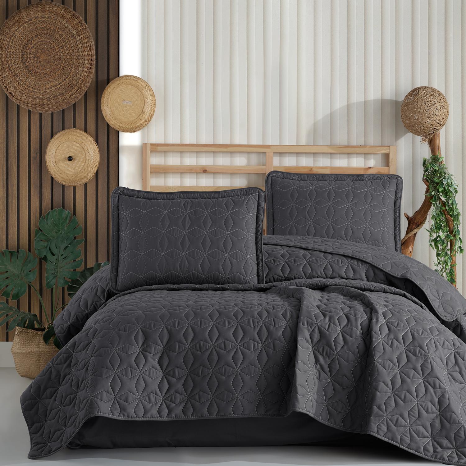 Aryes-v2-ytkort_Nordqueen Cuvertură de pat Clasy matlasată - 2 persoane (ARYES V2) 3 piese