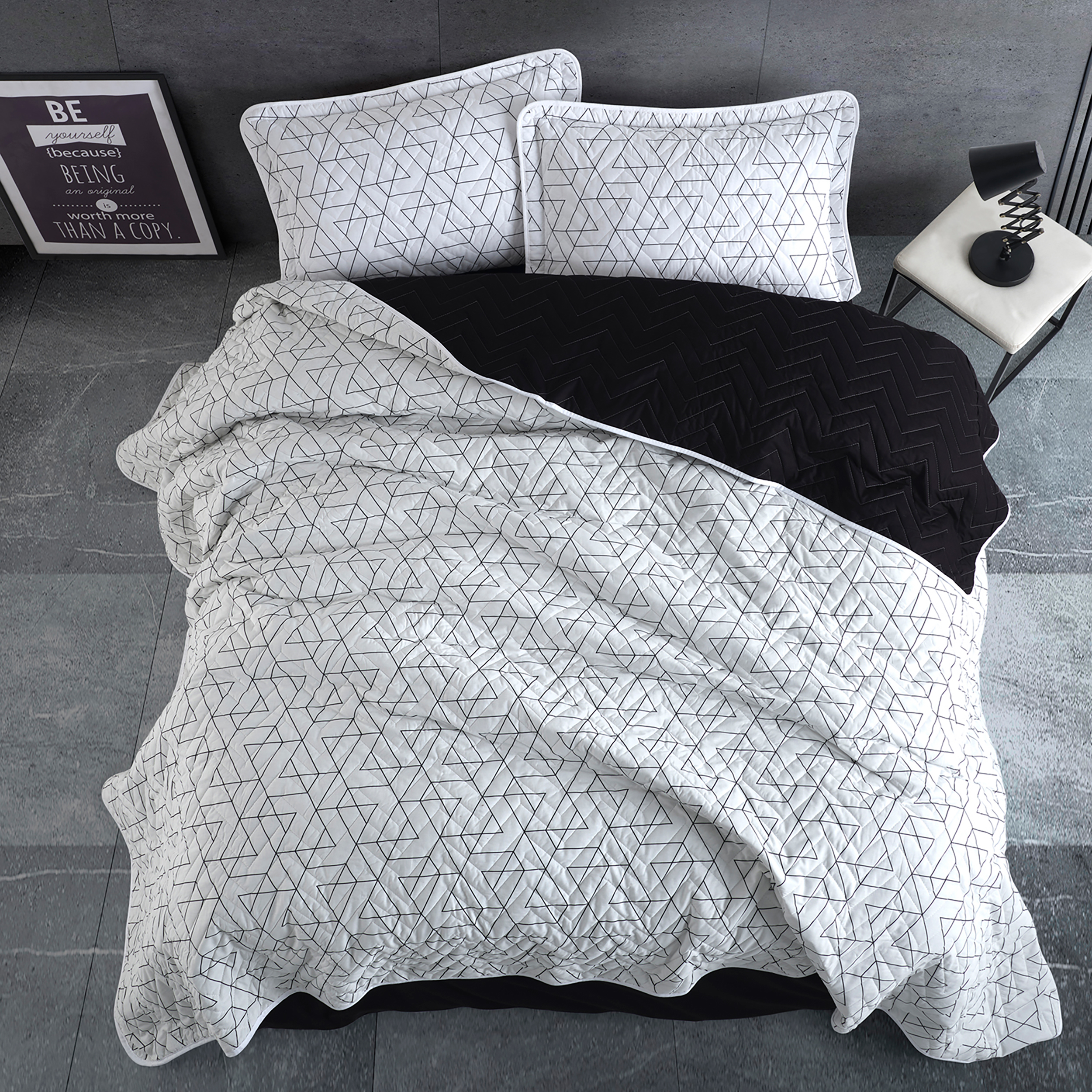 Monza-v2-ytkort Cuvertură de pat Clasy matlasată - 2 persoane (MONZA V2) 3 piese