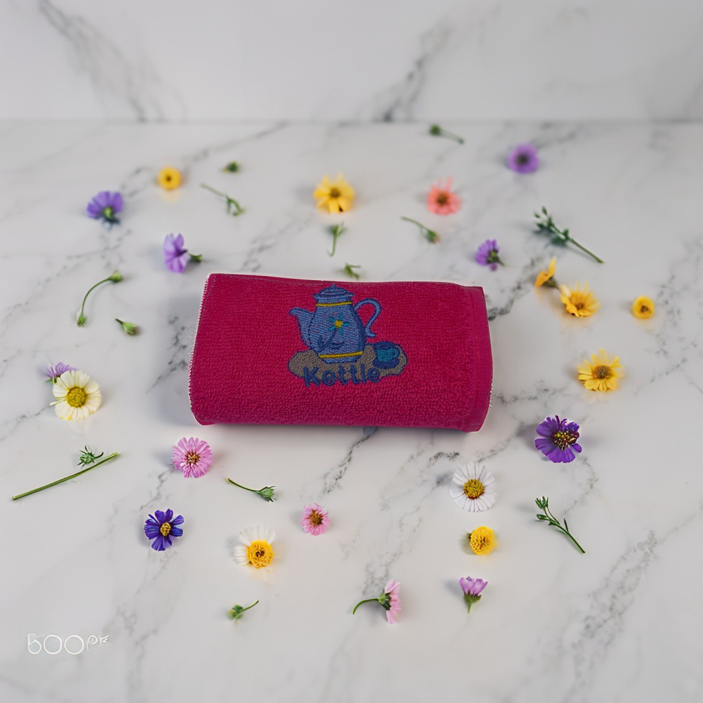 fuchsia bucatarie (1) Prosop bucatarie brodat - Roz