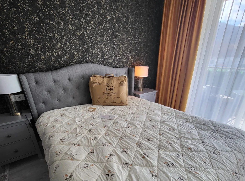 Black Friday Pilota Lana Merino Comfort | 800 g/mp | 180x220 cm | 4 anotimpuri | crem/oita