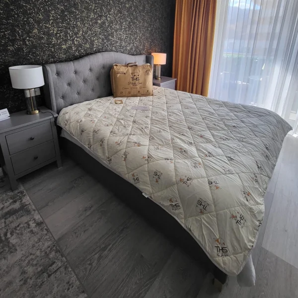 Pilota Lana Merino Premium | 1000 g/mp | 200x220 cm | 4 anotimpuri | crem/oita