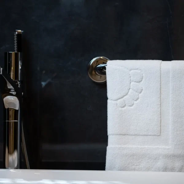 Covoras baie 50x70cm bumbac pakistanez 700 gr/mp Greek Border