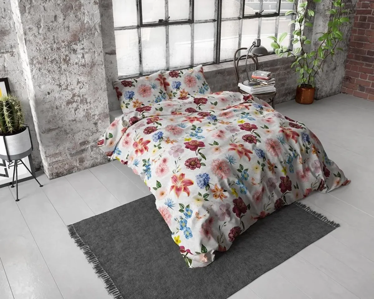 Lenjerie de pat dubla 100% bumbac satinat 3 piese Clover Multi Dreamhouse 200x220cm