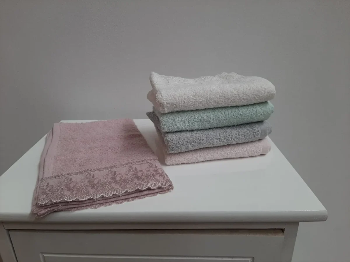 Set 5 prosoape 30x50cm 100% bumbac 400gsm Bedora Lace