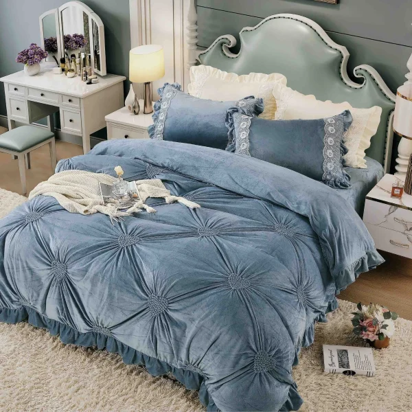 Lenjerie dublă din catifea cu broderie Deluxe Bleu JLCBleu