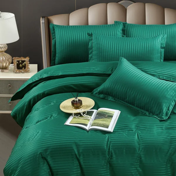 Lenjerie king size cu elastic Damasc Finet 6 piese Verde