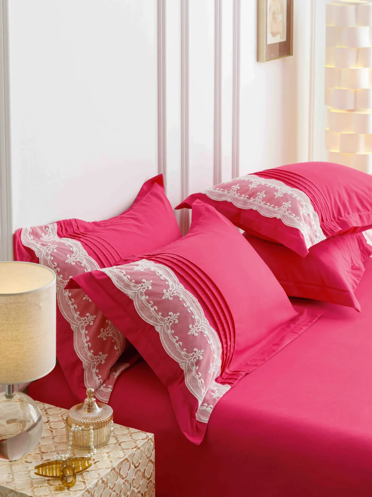Lenjerie dublă finet cu broderie Deluxe 6 piese Roz