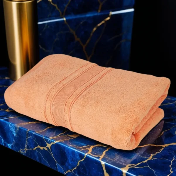 Prosop Pufos de Lux 70×130cm, 100% Bumbac Pieptanat, Zero Twist, 600 g/mp-Peach