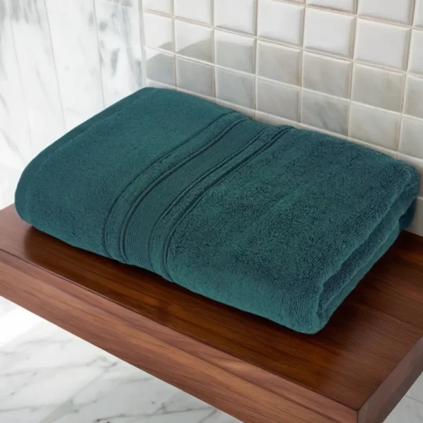 Prosop Pufos de Lux 70×130cm, 100% Bumbac Pieptanat, Zero Twist, 600 g/mp-Verde Petrol