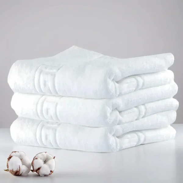 Set 3 Prosoape de Lux 70×130cm 100% Bumbac Pieptanat 650 g/mp-Alb