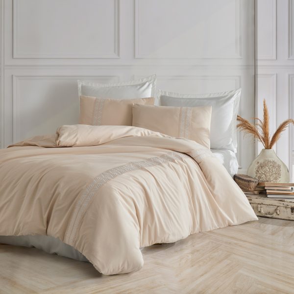 Lenjerie Pucioasa ranforce Butique (OLERIN V1) 4 piese