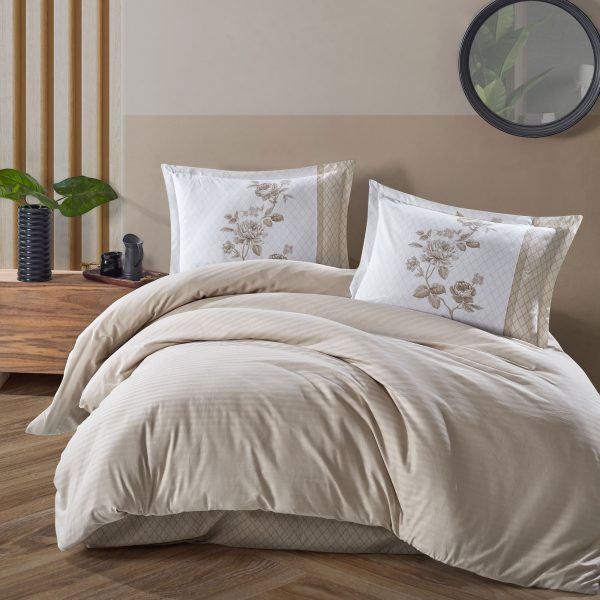 Lenjerie Pucioasa ranforce Butique (SUAVE V4) 4 piese