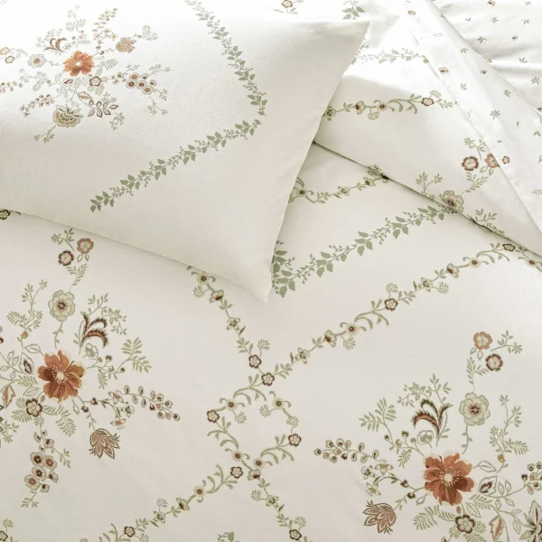 Lenjerie de Pat Elira alb – Bumbac 100% Ranforce Premium, Design Modern și Confort Absolut